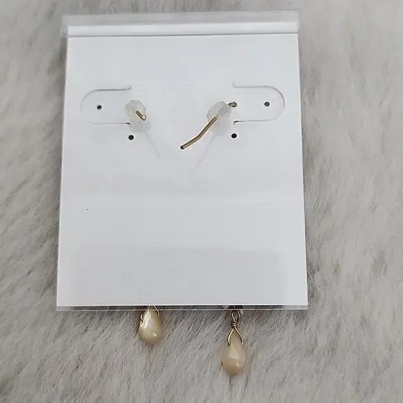 NEW Peyote Bird Free Spirit Gold Chain Red Spiral Earrings with Shell Accents - Picture 4 of 8